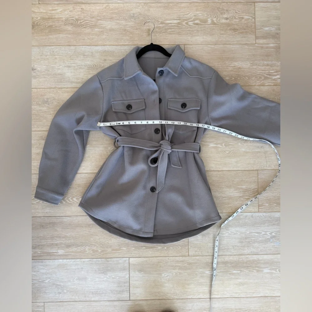 Women's Gray Belted Shacket - Picture 4 of 5